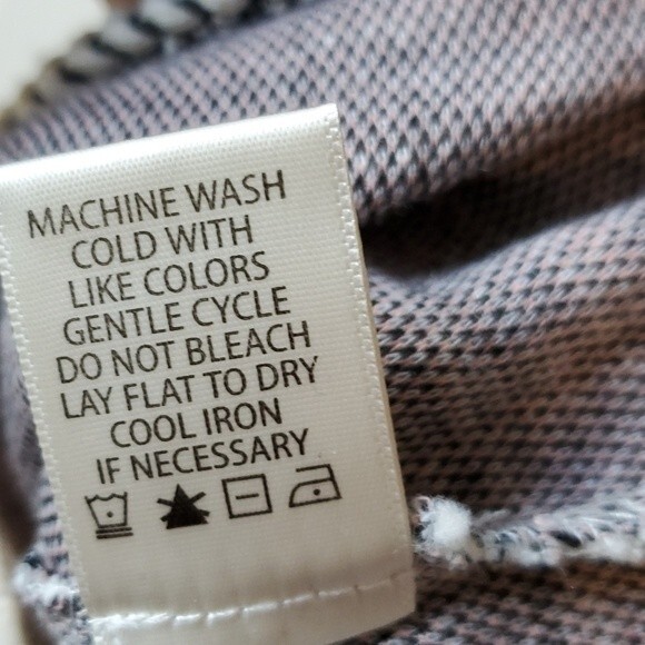 MAX STUDIO KNIT TEXTURED BLACK WHITE KEYHOLE TOP SIZE LARGE - Picture 6 of 7